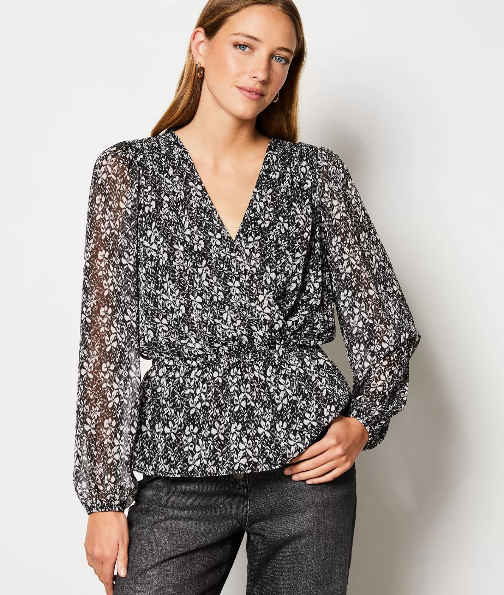 Etam Printed Blouses & Shirts | Flowy Shirts>Blouse fleurie col V