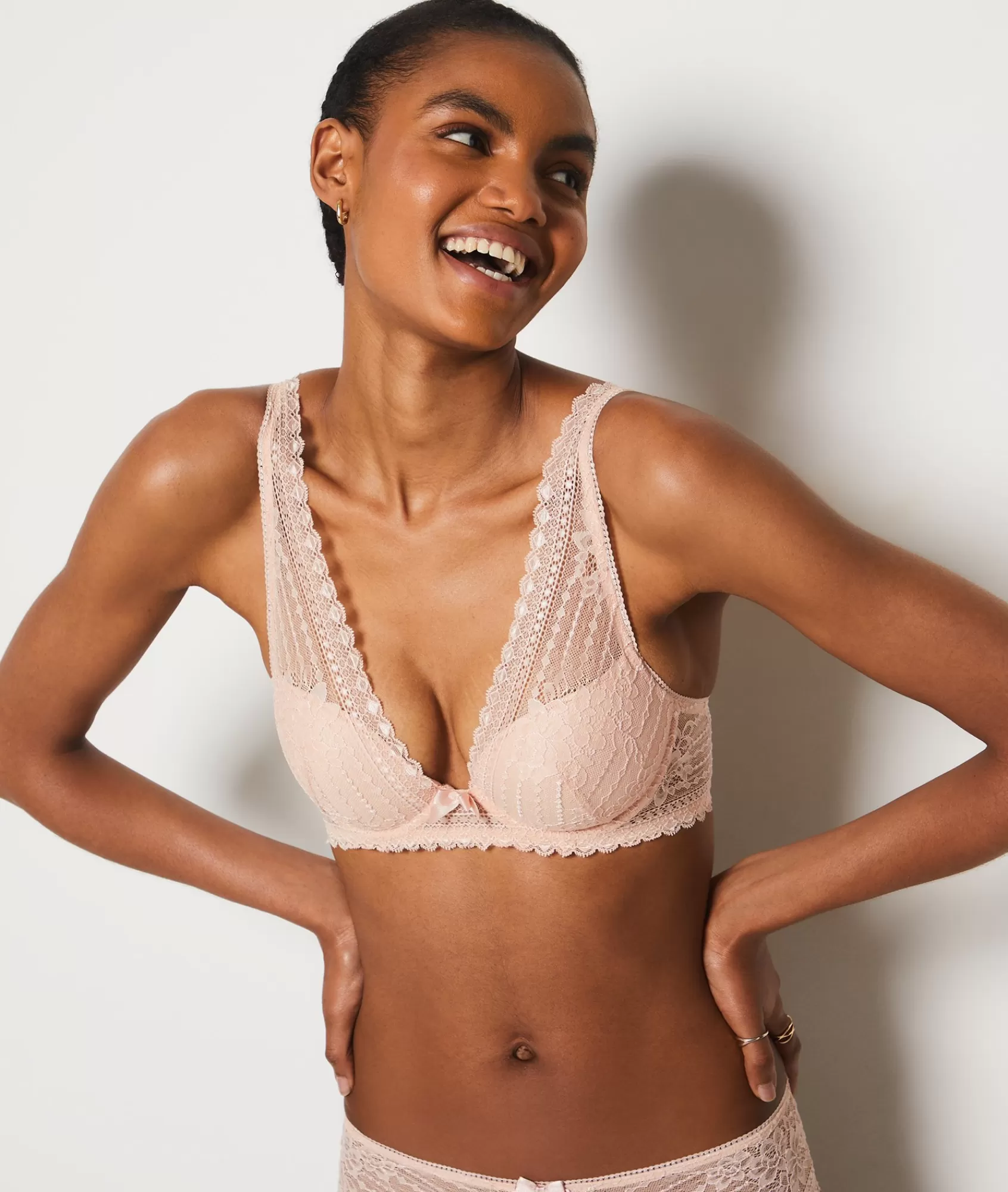Etam Push-up Bras>Bra No. 3 - The Wrap Push-Up Bra