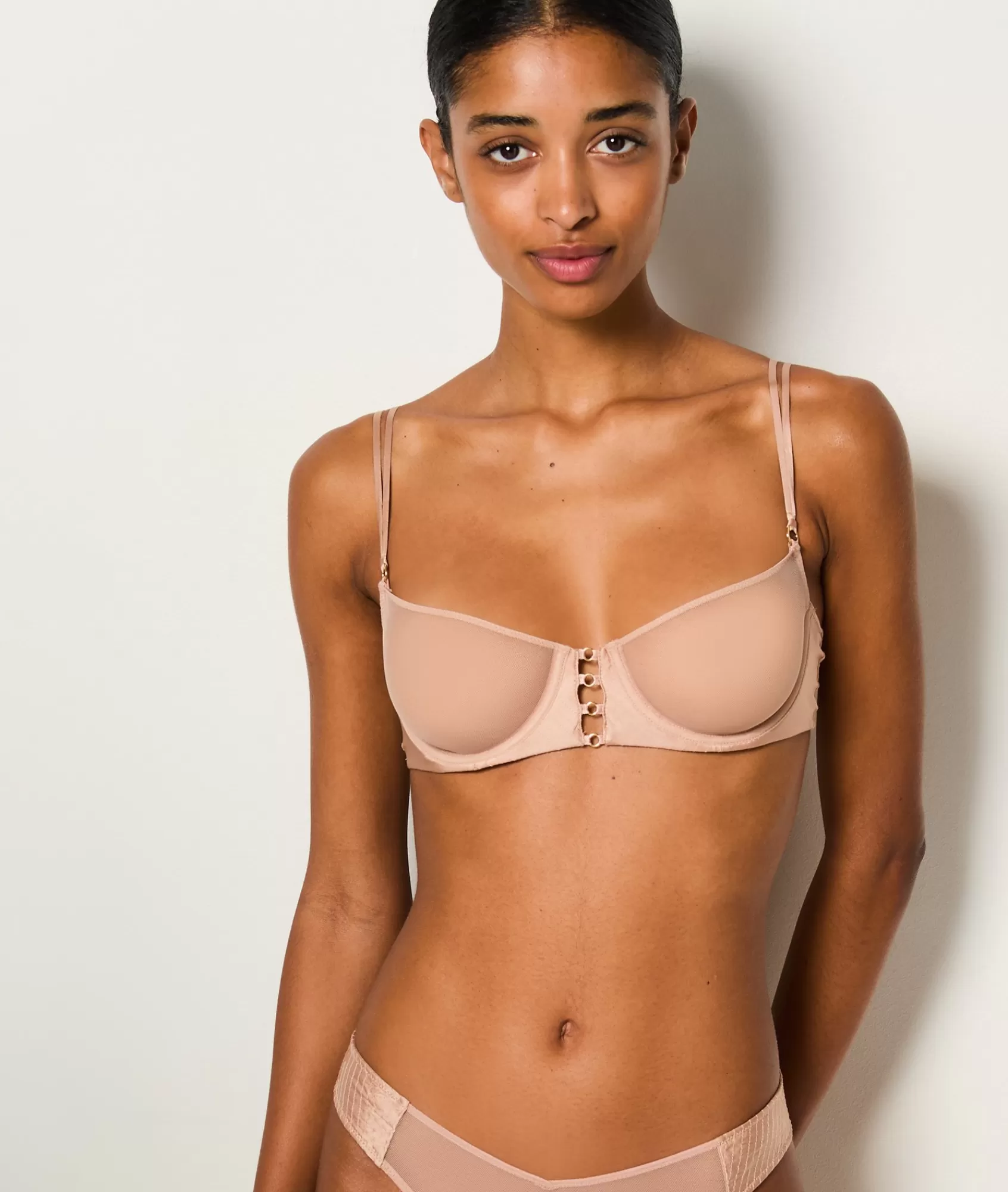 Etam Balconette Bras>Classic Wireless Bra in Silk and Tulle