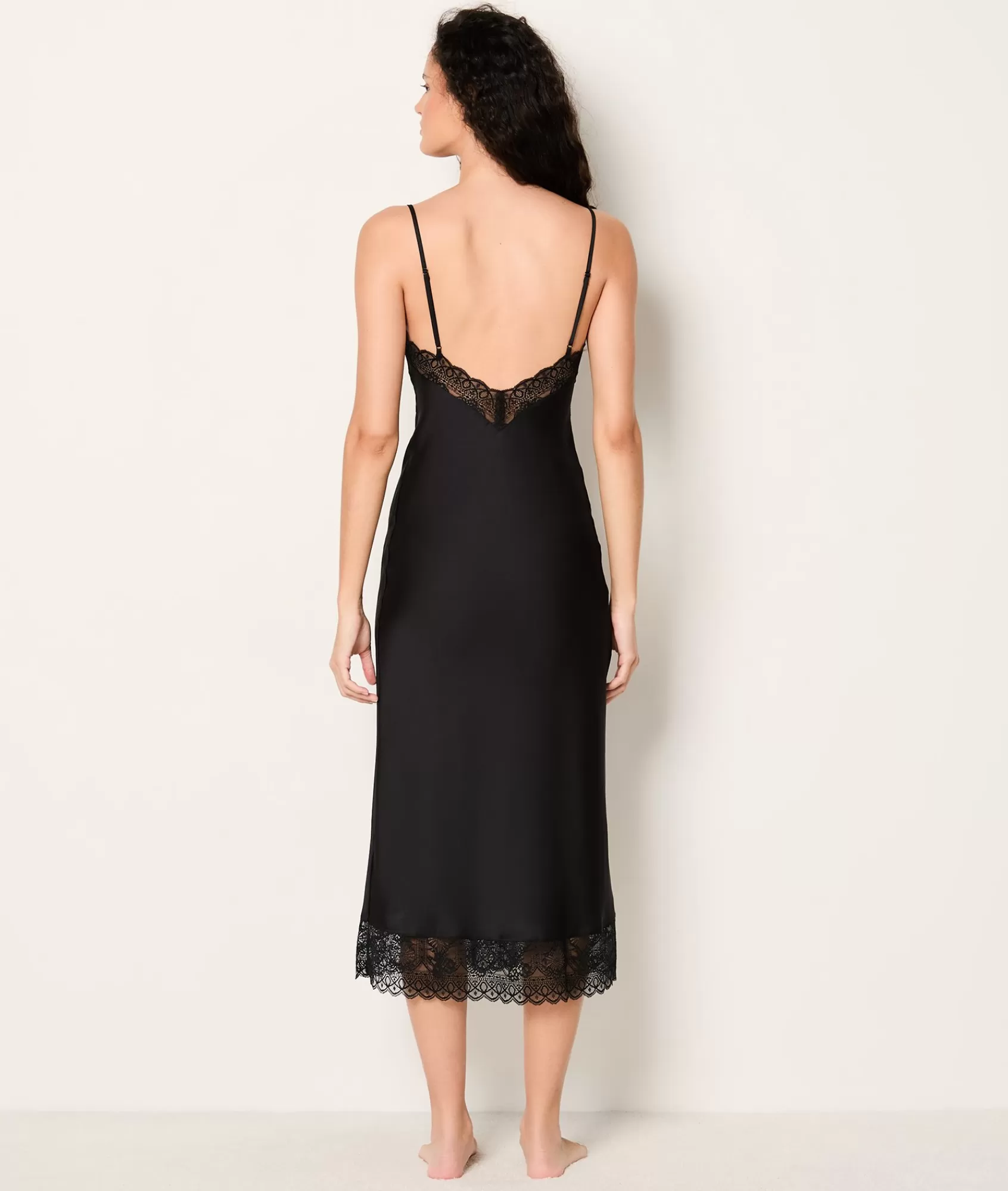 Etam Nightgowns>Long Satin Nightdress With Lace Details