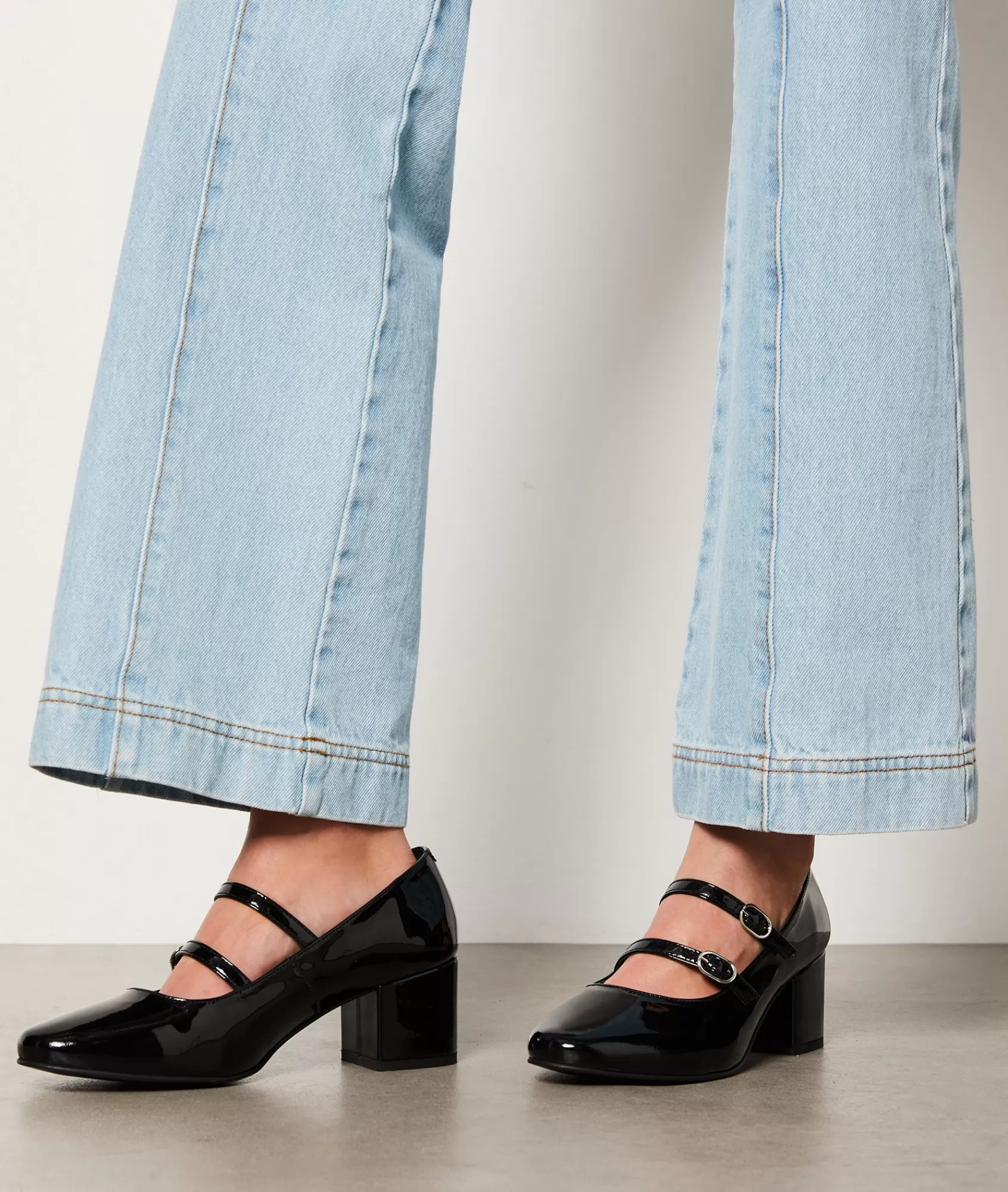 Etam Shoes>Mary Jane shoes with leather heels