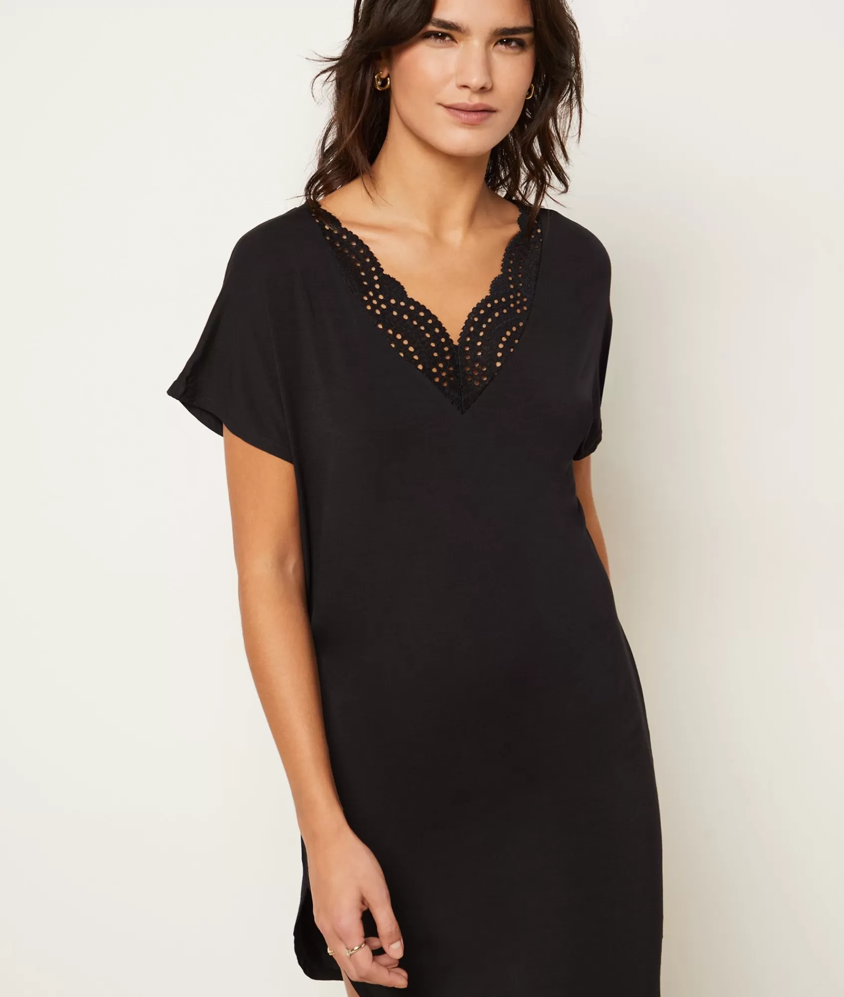Etam Nightshirts>Modal Lace Neckline Nightdress