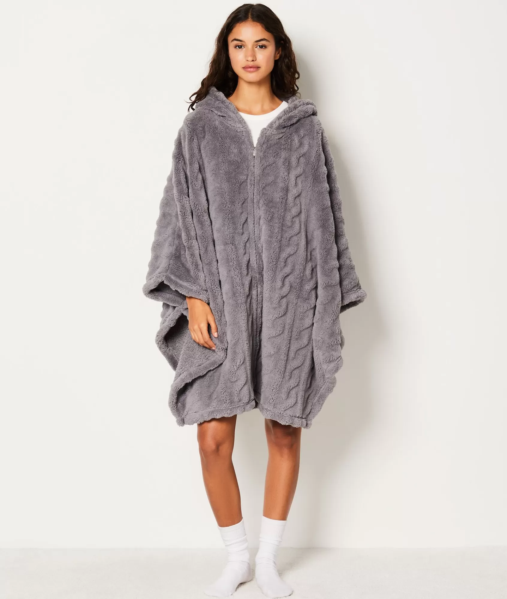 Etam Pyjama Ponchos, Sweatshirts & Jackets>Poncho polaire