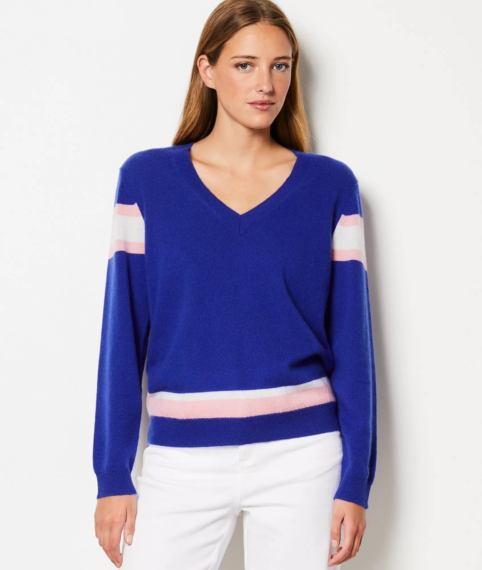 Etam V-necks>Pull col V
