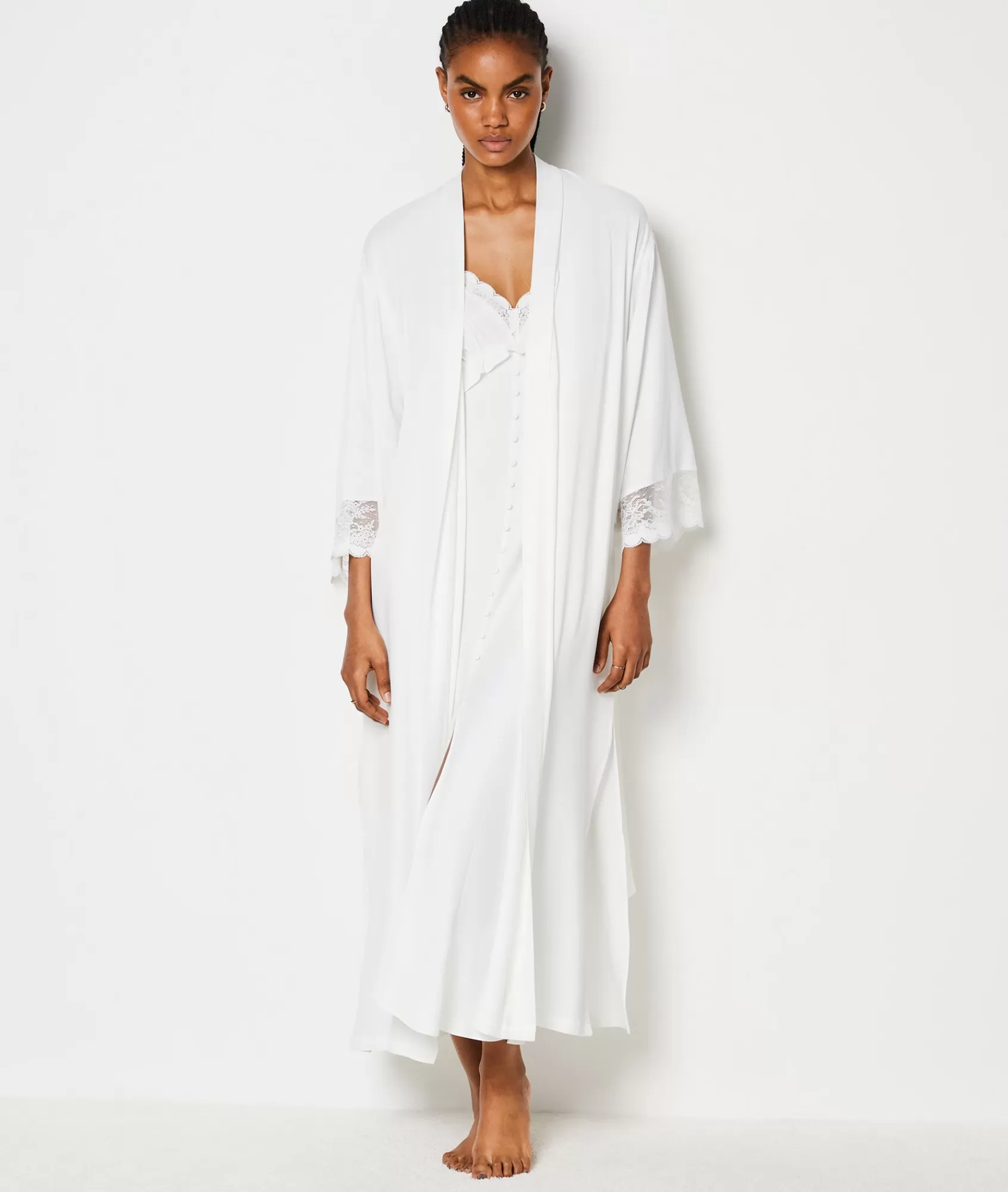 Etam Robes & Kimonos>Robe with Lace Details