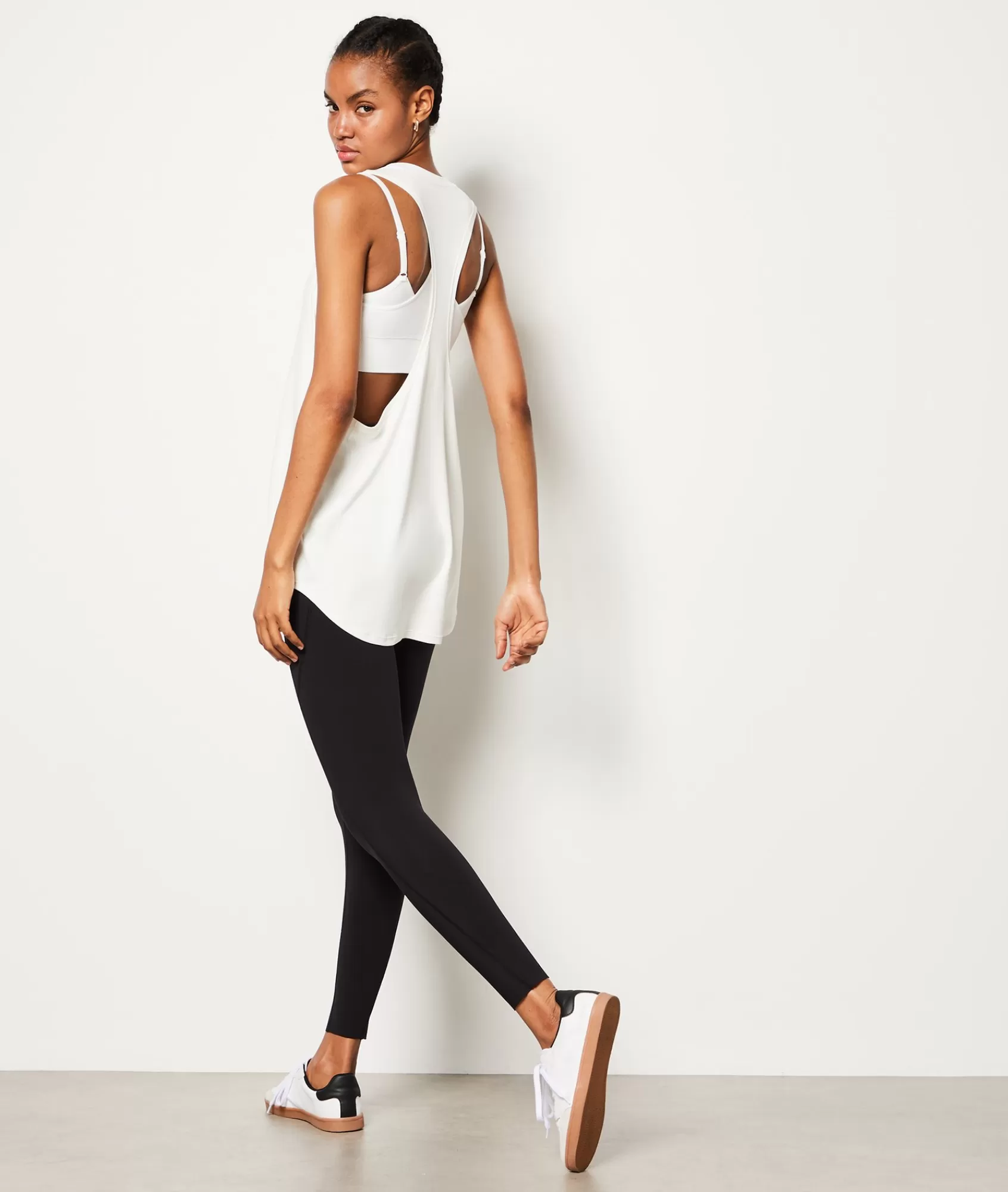 Etam Sports Tops>Sleeveless Top
