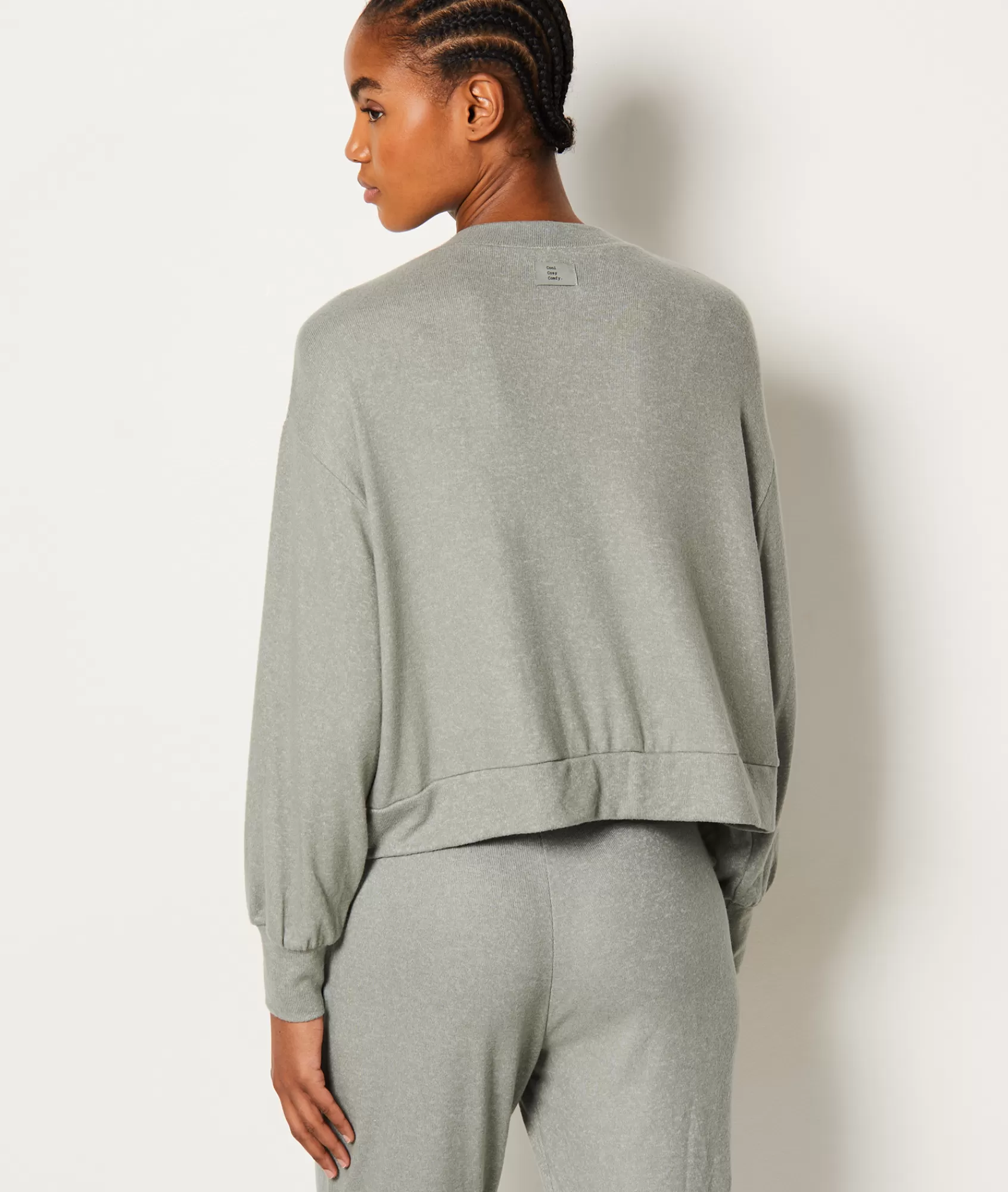 Etam Loungewear | Pyjama Ponchos, Sweatshirts & Jackets>Sweat de pyjama col V