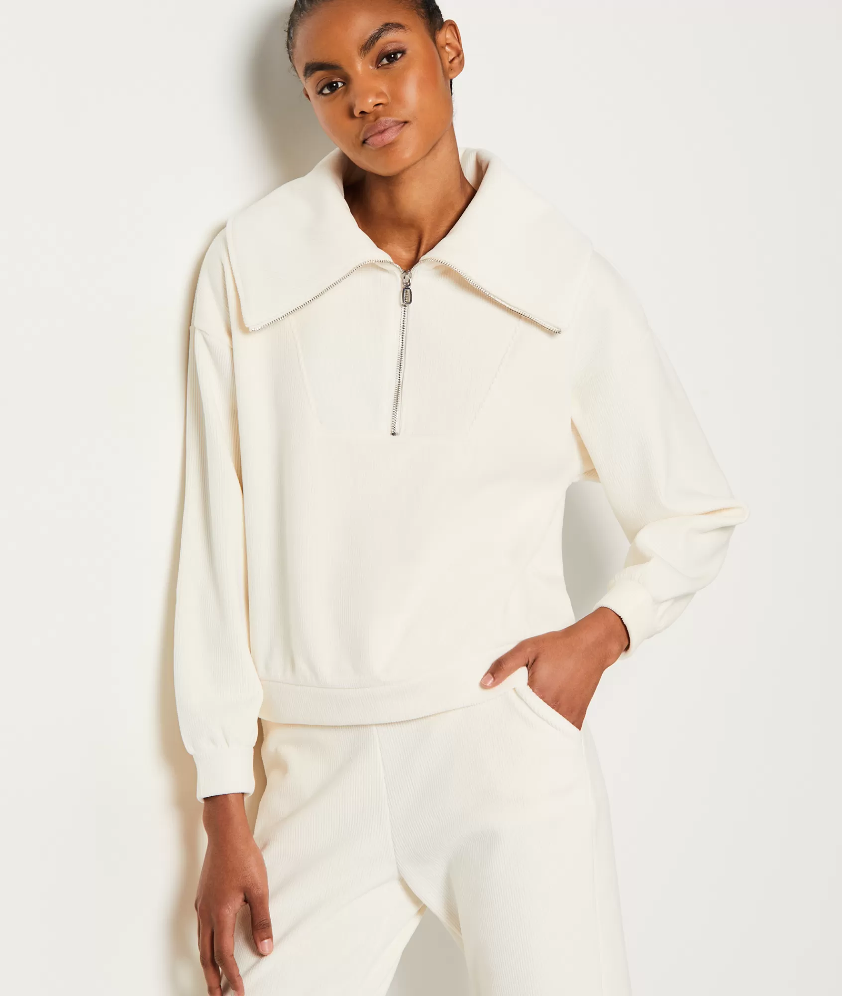 Etam Loungewear | Pyjama Ponchos, Sweatshirts & Jackets>Sweat de pyjama côtelé col camionneur