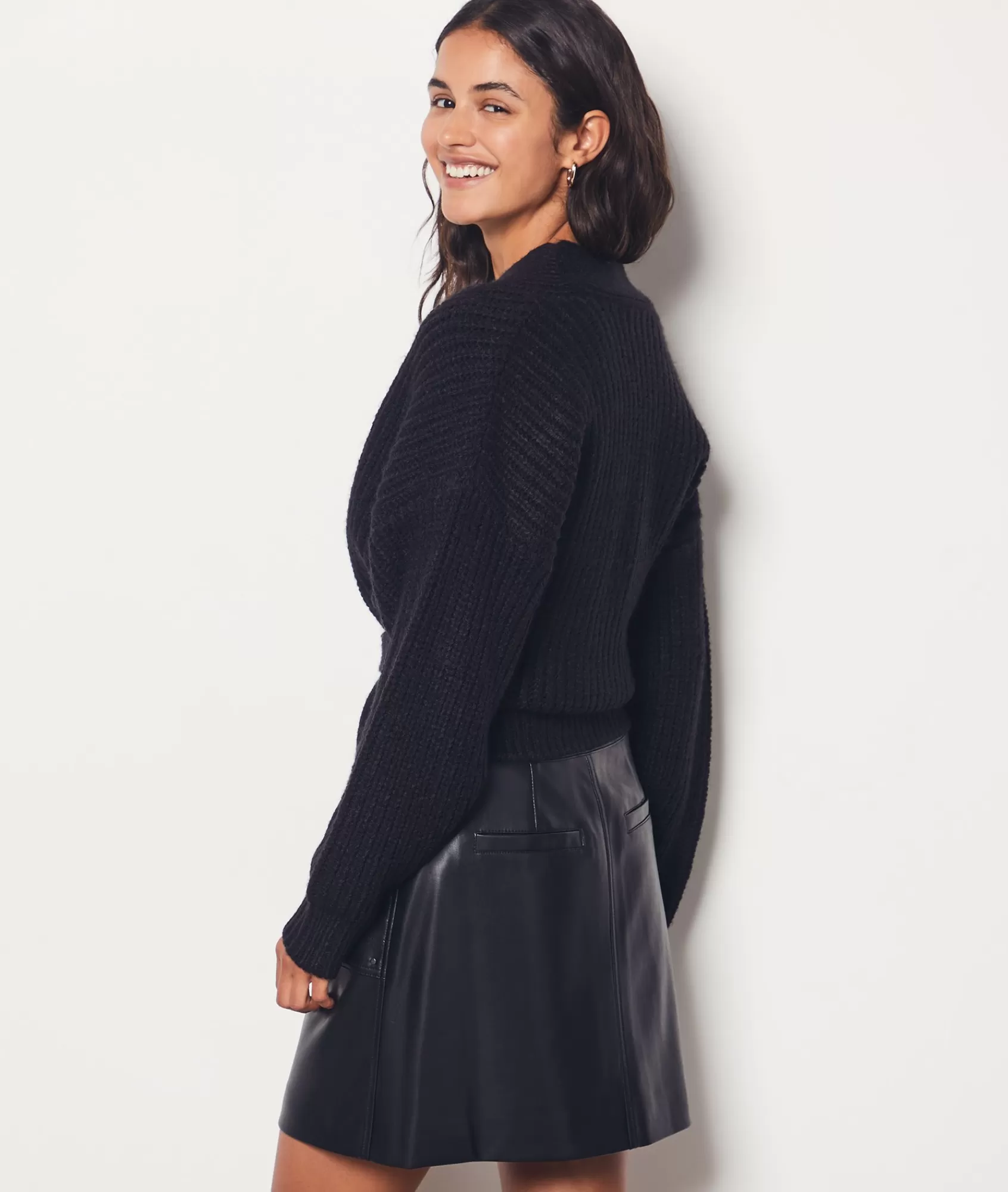 Etam V-necks>Tie Cardigan